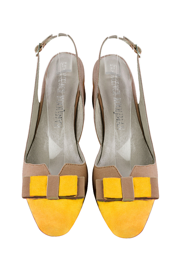 Women's yellow and biscuit beige elegant slingback heels, with a bow on the front. Round toe. Low flare heels - Top view